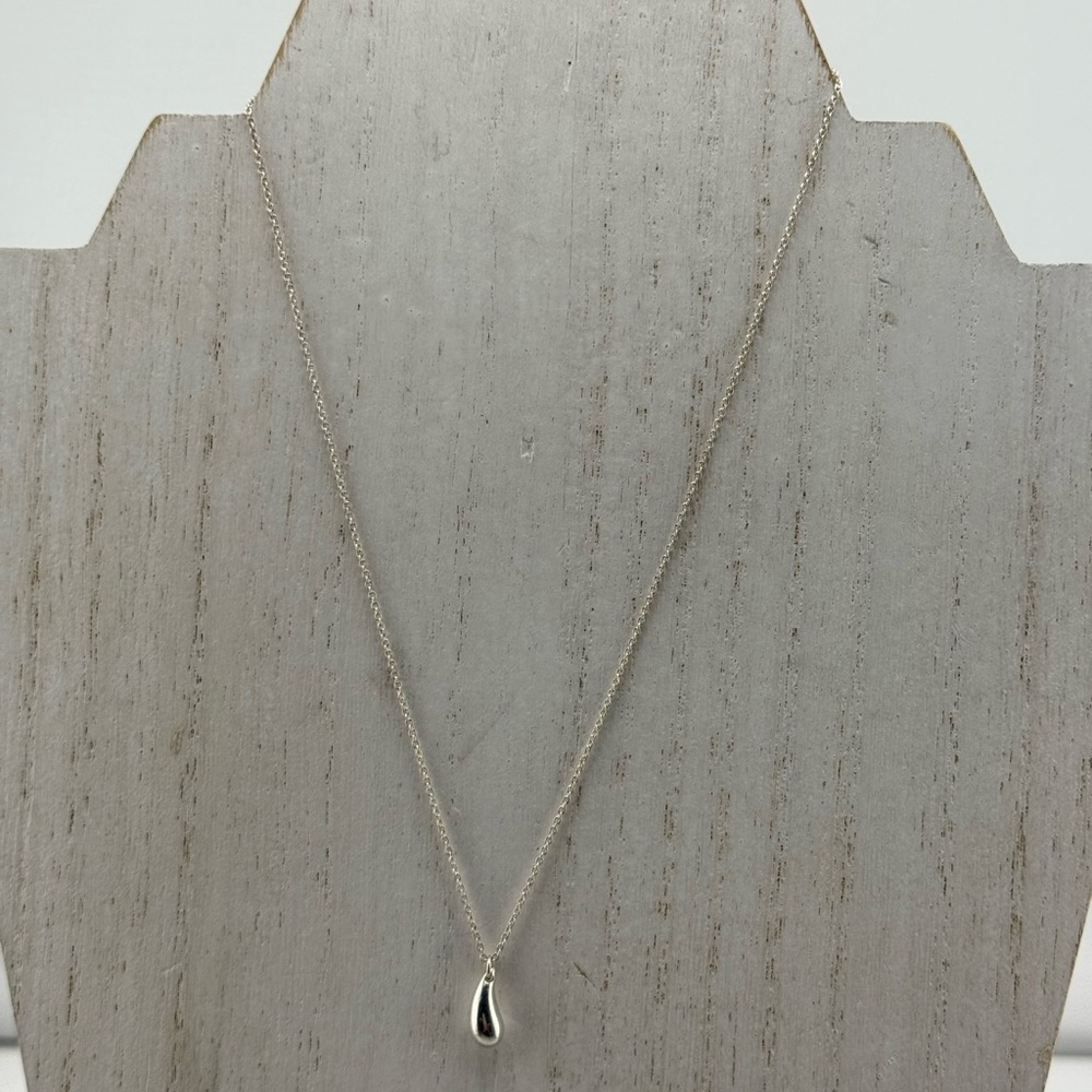 Tiffany & Co. Silver Necklace with Teardrop Pendant